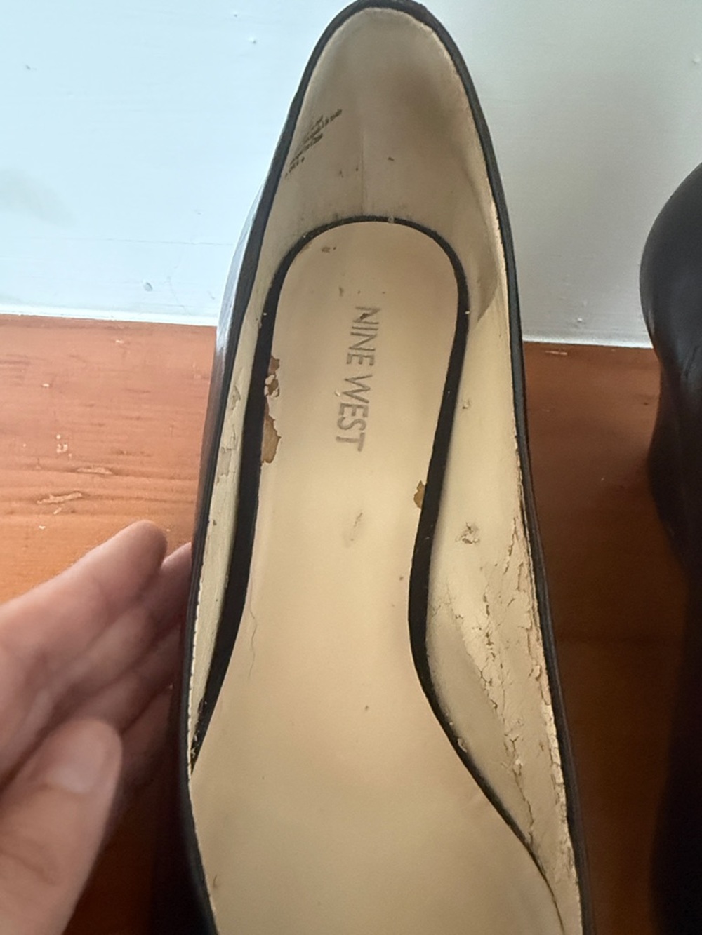 Buy 5 for 10$❗️Nine West Black Leather Wedge Pumps - Picture 3 of 5
